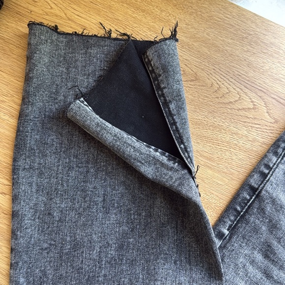 Stradivarius Flare Jean with Split in black wash - Picture 4 of 4